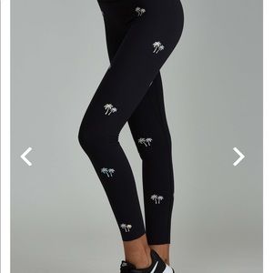 Noli - Sunset Holographic Legging - size L -NWT